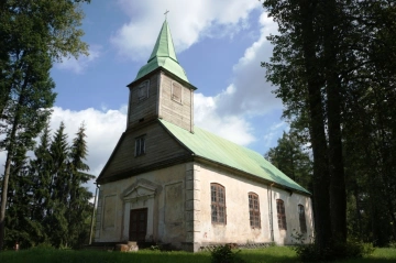 Meņģeles baznīca foto Meņģeles luterāņu baznīca