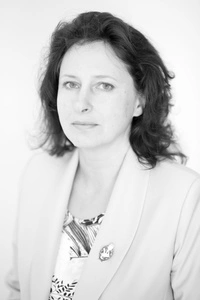 Latgales apgabaltiesas zvērināts notārs Marina Jakimova Latgales apgabaltiesas zvērināts notārs Marina Jakimova