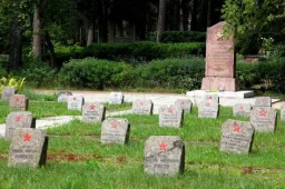 Otrā pasaules kara kritušo padomju karavīru Brāļu kapi, Jekabpils Otrā pasaules kara kritušo padomju karavīru Brāļu kapi, Jekabpils