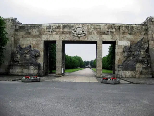 Rīgas Brāļu kapi 
