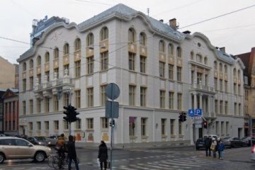 Ebreji Latvijā