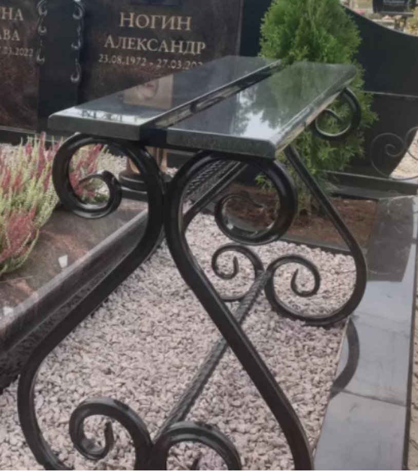 Скамейка из гранита