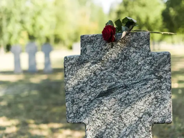 Concrete products for graves