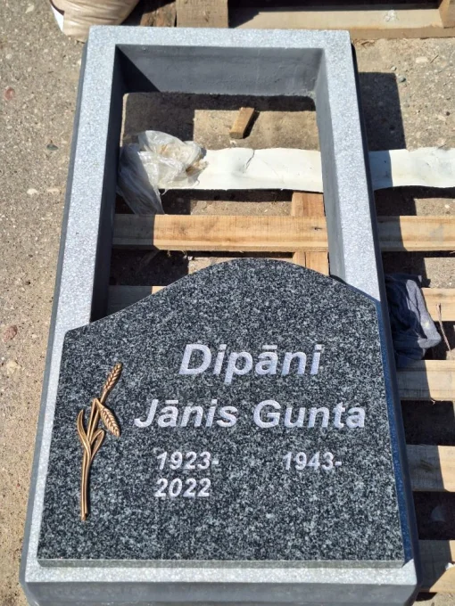 SKS Granit SIA SIA SKS GRANIT in Jelgava – Granite Headstones and Grave Site Landscaping