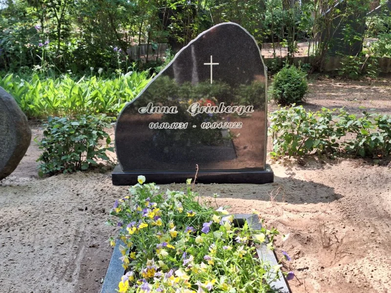 SKS Granit SIA SIA SKS GRANIT in Jelgava – Granite Headstones and Grave Site Landscaping