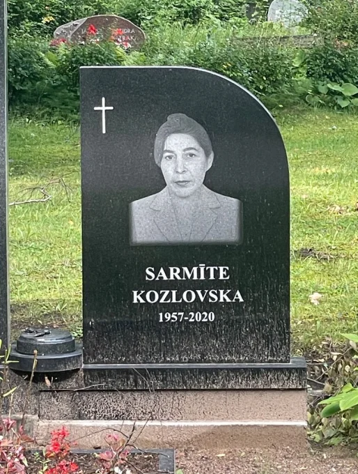 SKS Granit SIA SIA SKS GRANIT in Jelgava – Granite Headstones and Grave Site Landscaping