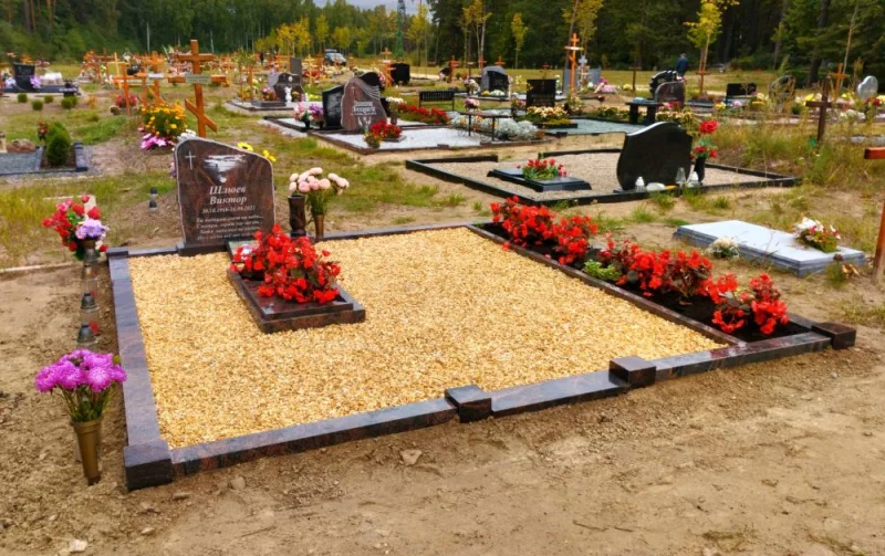 SKS Granit SIA SIA SKS GRANIT in Jelgava – Granite Headstones and Grave Site Landscaping