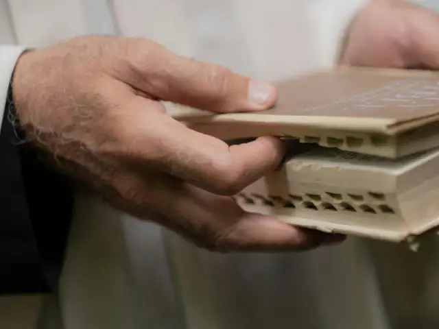 Mācītājs bēru ceremonijai