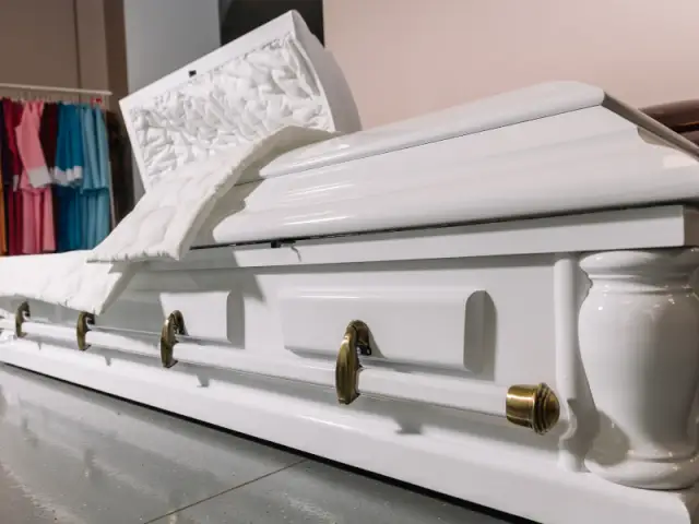 Apbedīšanas piederumi bērēm un kremācijai  — Angel AB