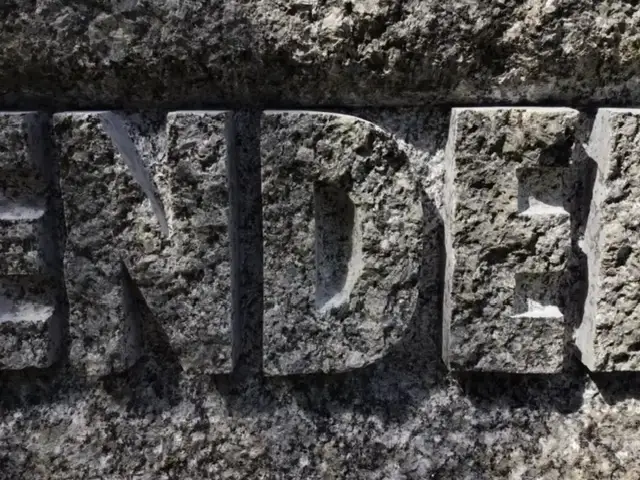 			Gravēšanas pakalpojumi
	