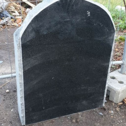 Preview image for  Колотый гранитный памятник