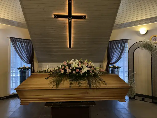 Tradicionālā apbedīšana