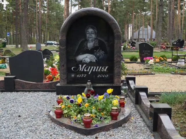 Kapu pieminekli In Sensum