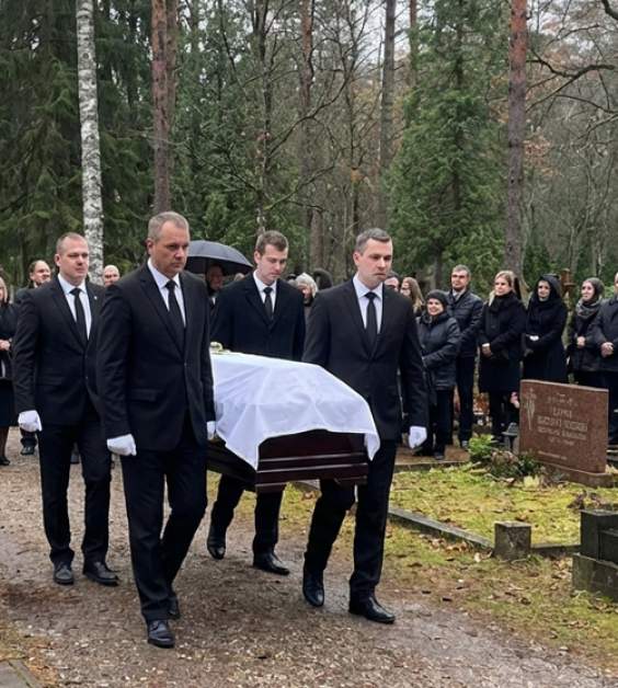 Apbedīšanas pakalpojumi